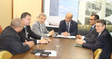 Entidades discutem regime de transição na Liderança do Governo Entidades discutem regime de transição na Liderança do Governo
