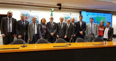 Frente Parlamentar da Previdência define ações conjuntas Frente Parlamentar da Previdência define ações conjuntas