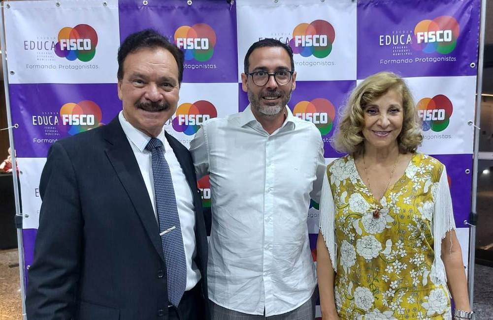 ANFIP prestigia aula magna de escola de formação de auditores fiscais